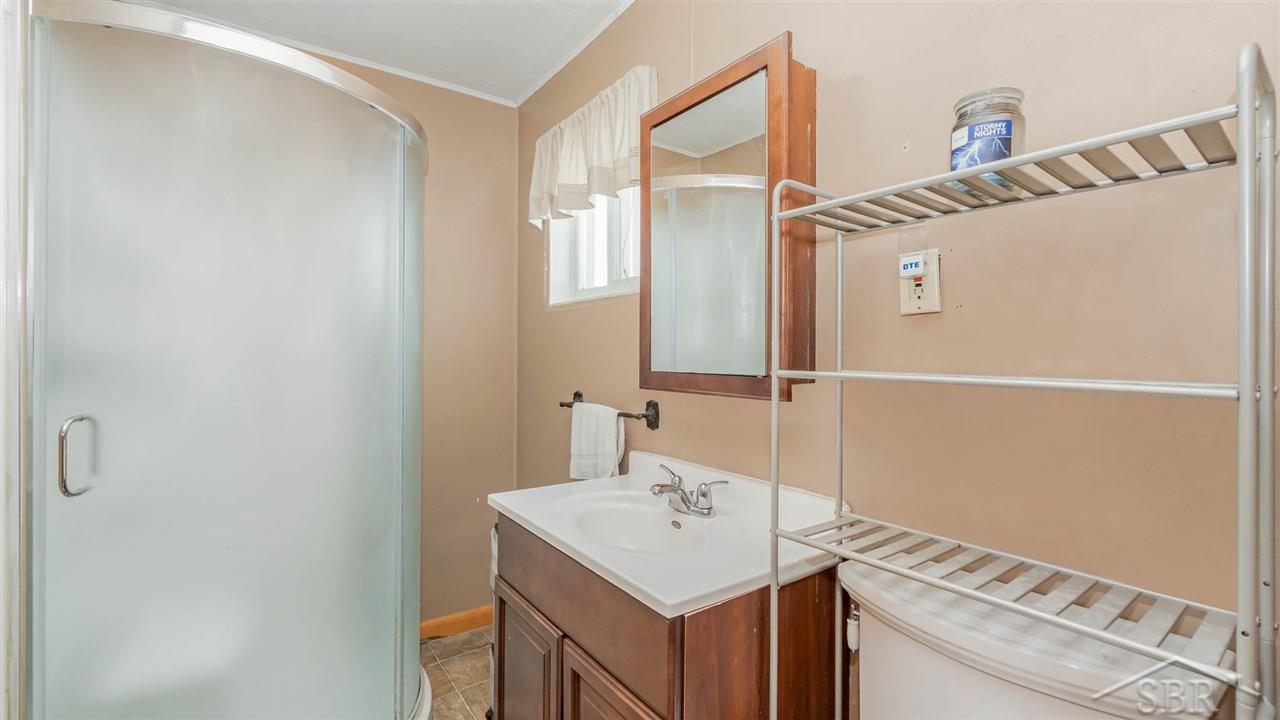 9104 Willett Road Fairgrove, MI 48733 - Photo 8 of 26 Bathroom