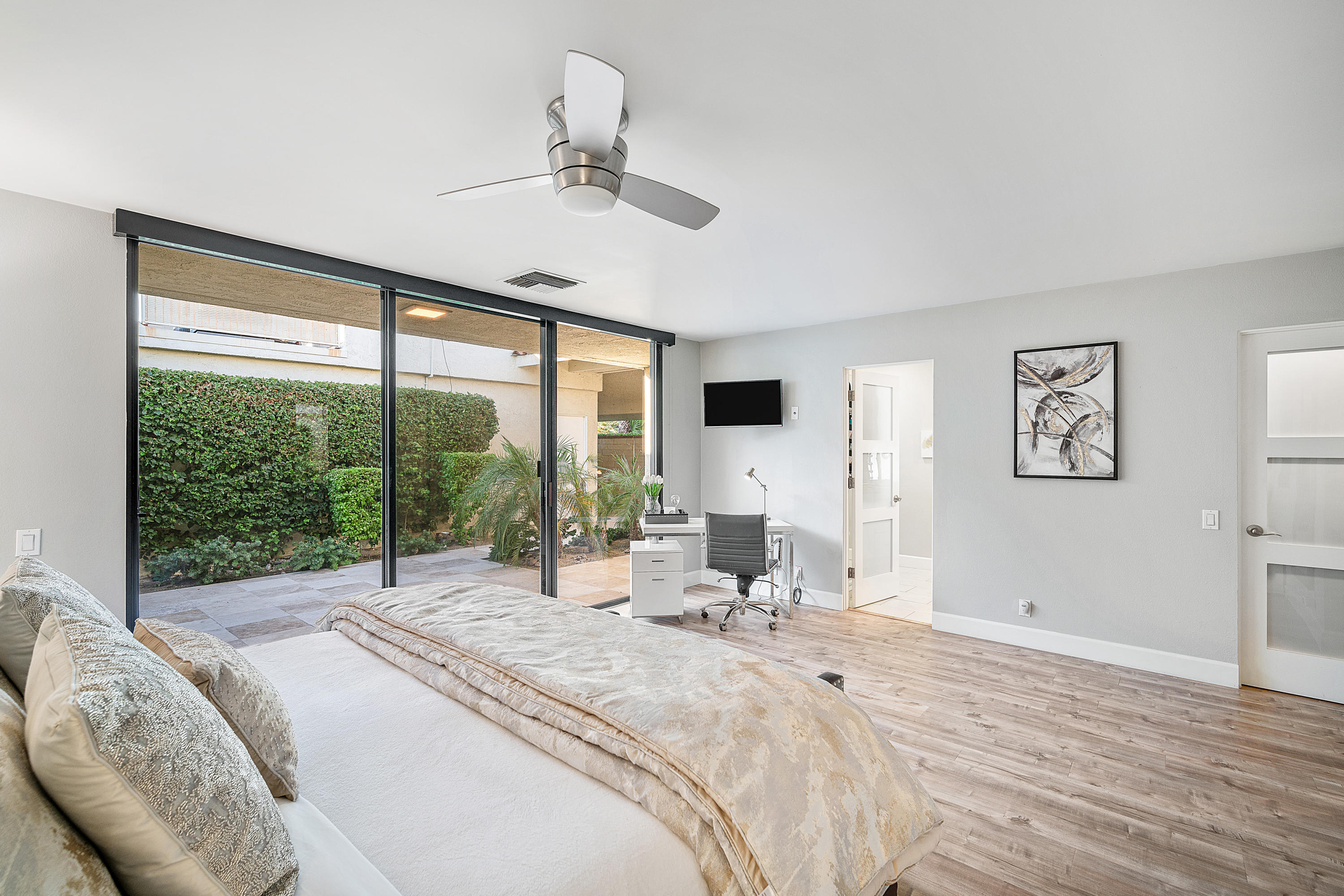 46 Cornell Drive Rancho Mirage, CA 92270 - Photo 21 of 49 46 Cornell Dr (55 of 78)