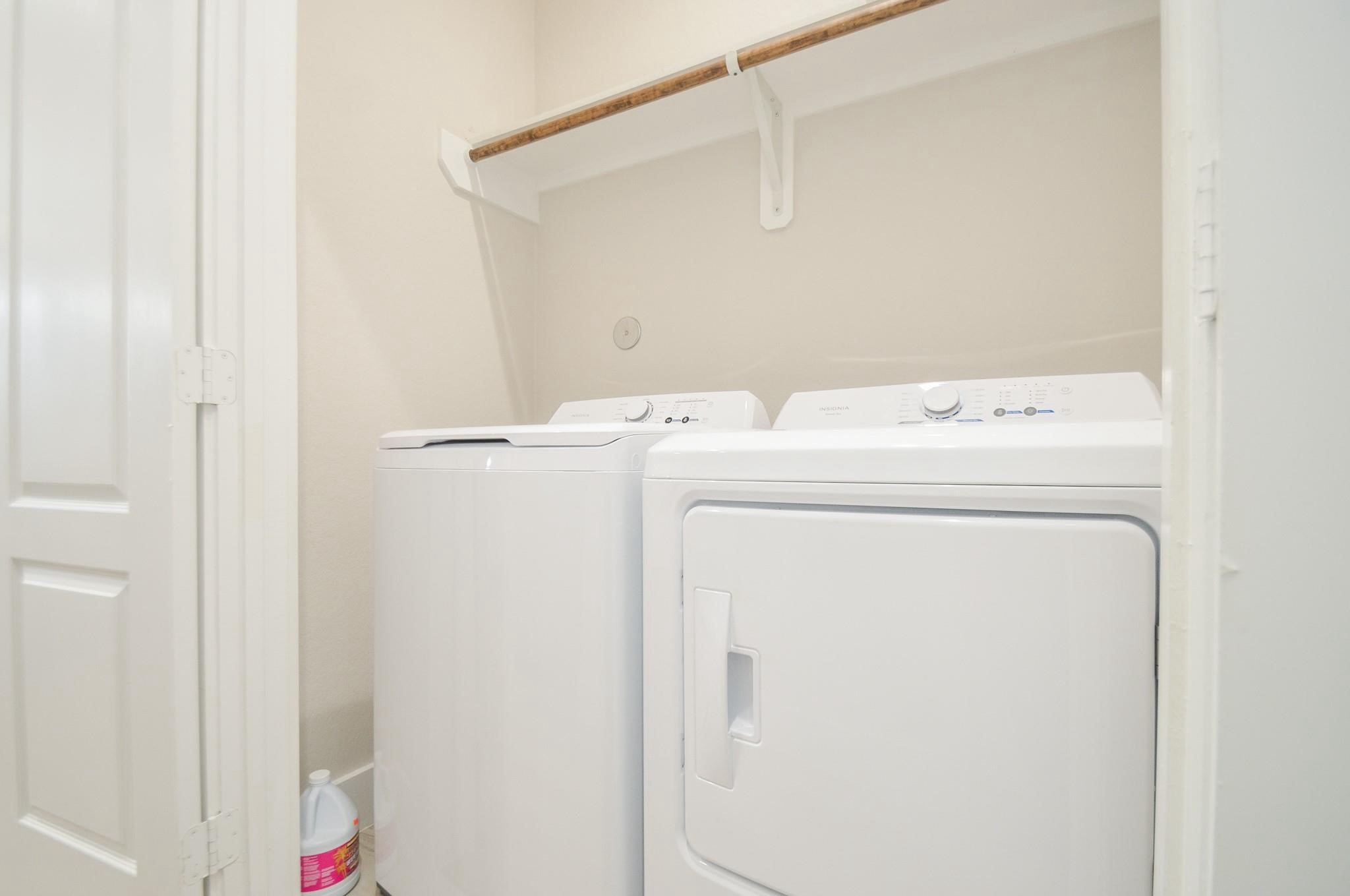 4511 Reed Road, Unit A Houston, TX 77051 - Photo 27 of 34 a utility room with dryer and washer