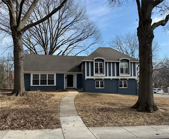 $799,995 | 8117 Granada, Prairie Village, KS 66208
