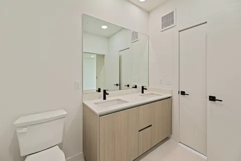 $459,000 | 2209 South 1st Street, Unit 223, Austin, TX 78704