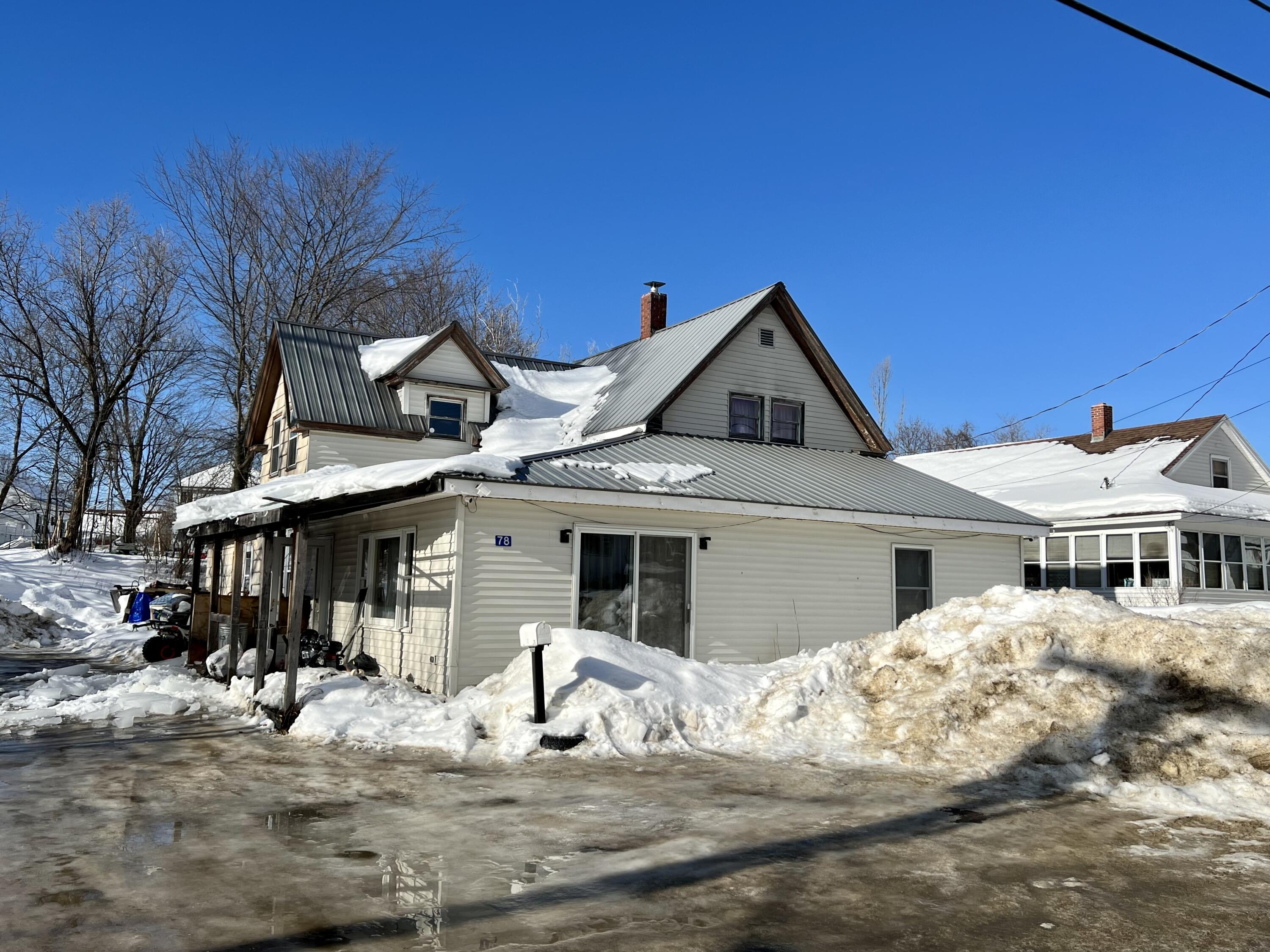 78 Medway Road Millinocket, ME 04462 - Photo 1 of 39 21733591-68D3-4106-81FF-8089CF92738A