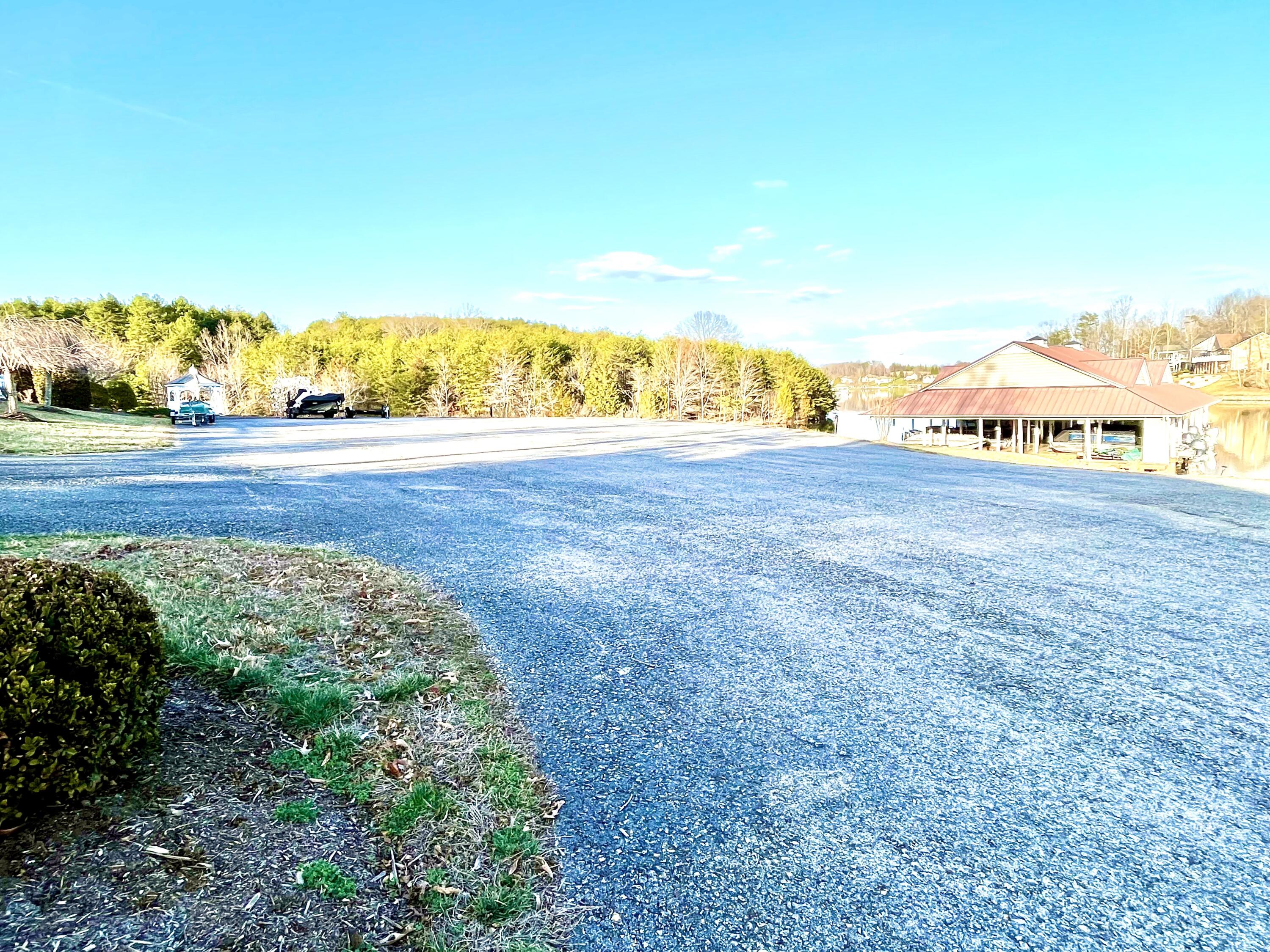 Lot 21 Diamond Ridge Lane Moneta, VA 24121 - Photo 18 of 44 160 Parking Area at Boat Launch_Dock