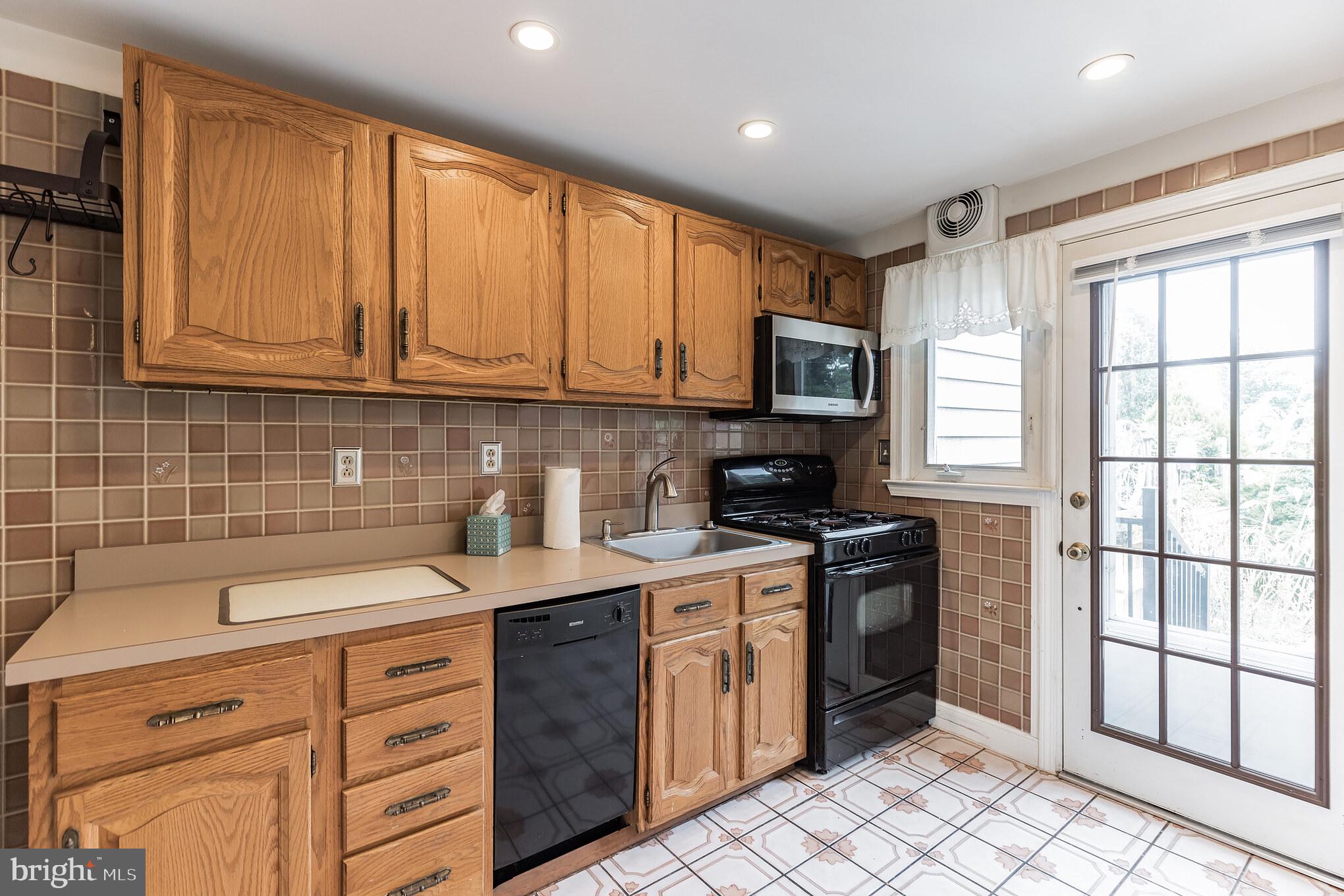 2263 Southorn Road Middle River, MD 21220 - Photo 4 of 13