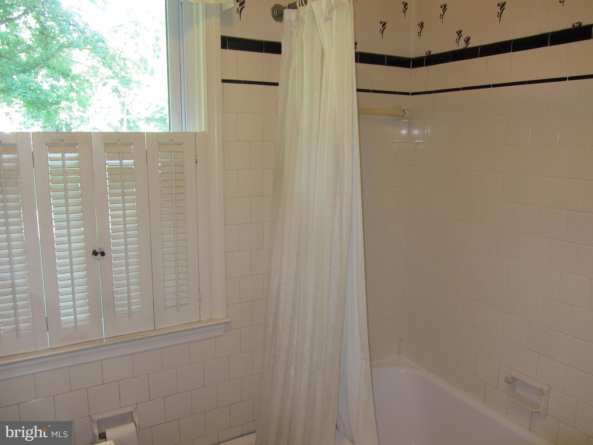 11802 Manor Road Glen Arm, MD 21057 - Photo 12 of 21 Main Level Hall Bath