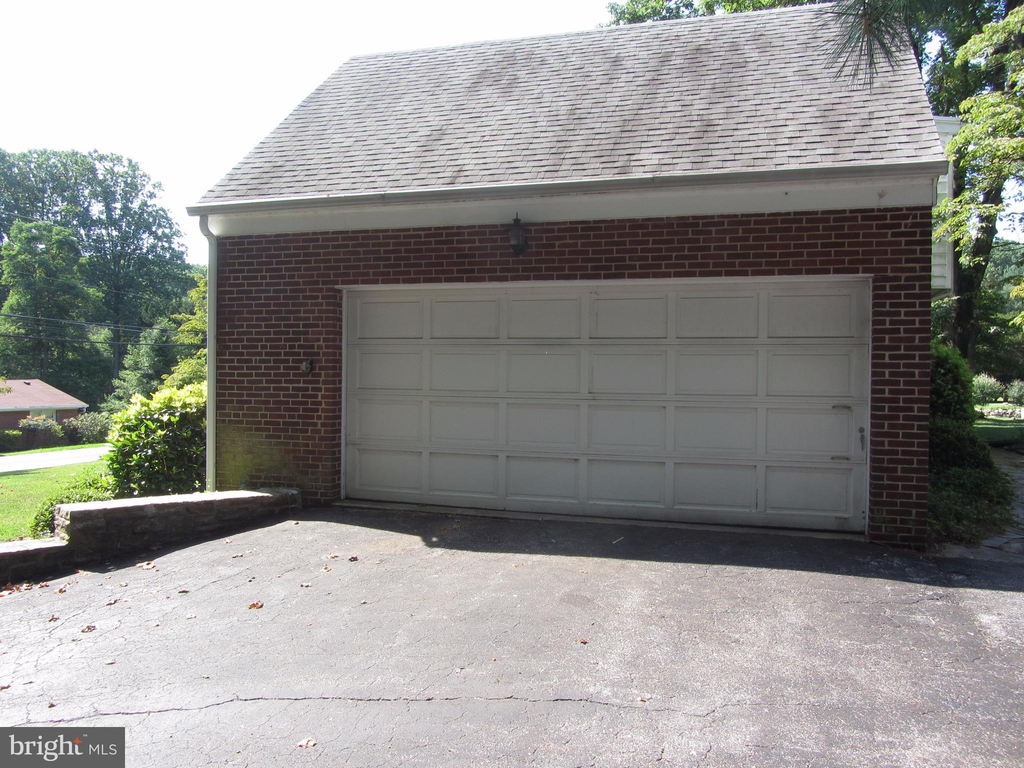 11802 Manor Road Glen Arm, MD 21057 - Photo 21 of 21 Two Car Side Loading Garage