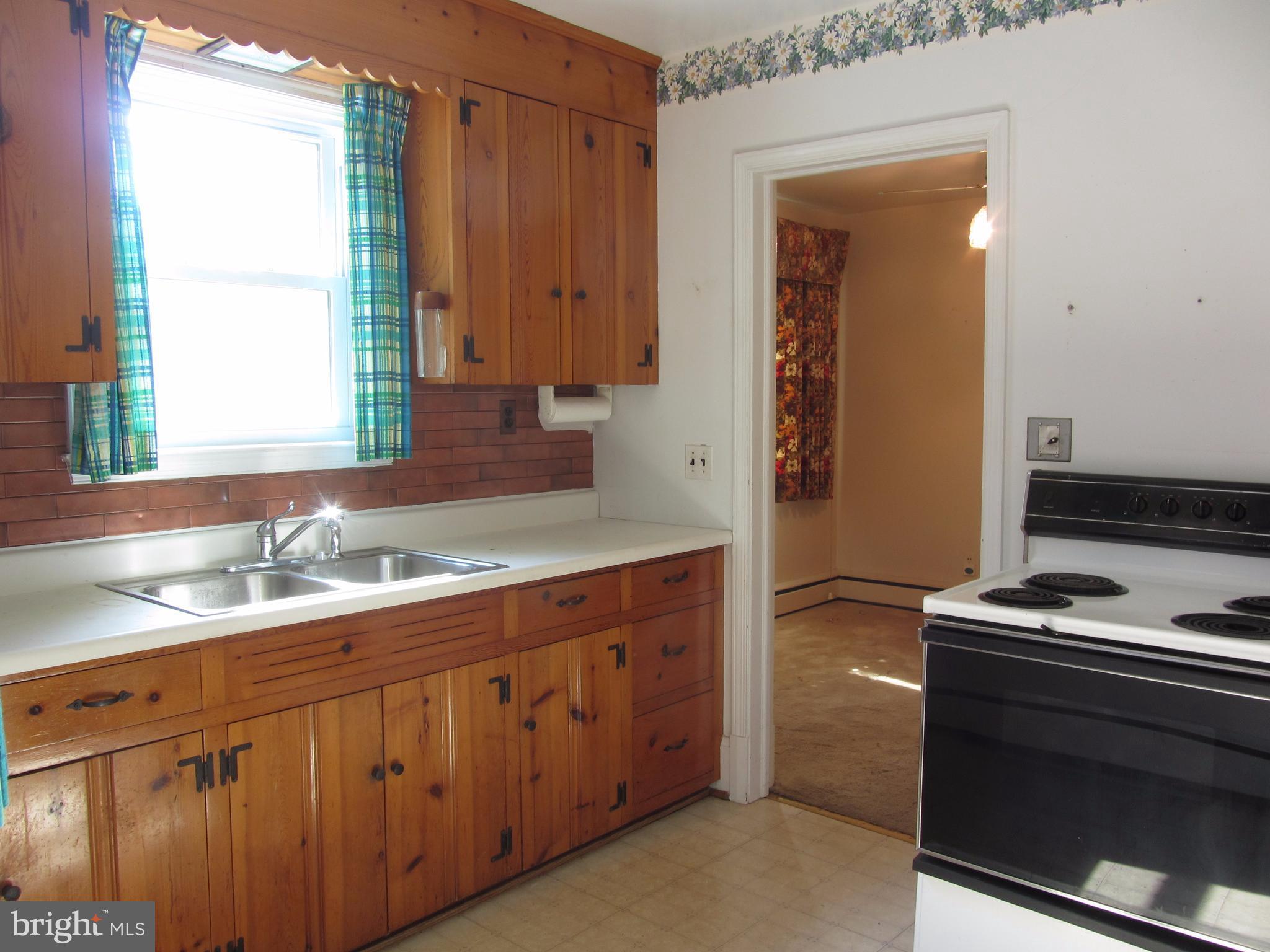 11802 Manor Road Glen Arm, MD 21057 - Photo 6 of 21 Kitchen