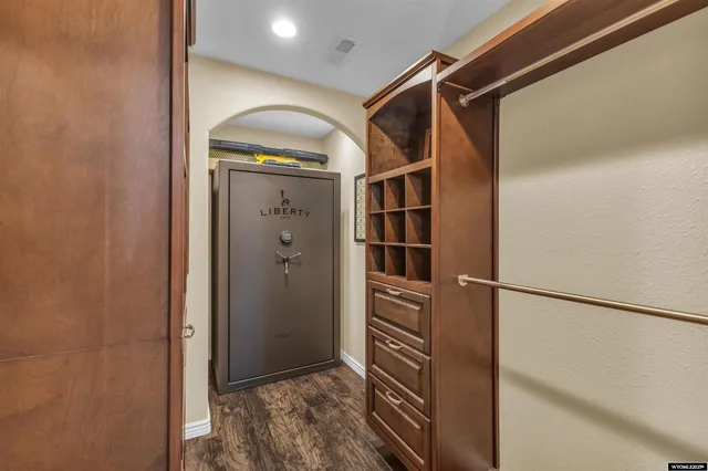 $960,000 | 1210 Fawn Circle, Green River, WY 82935