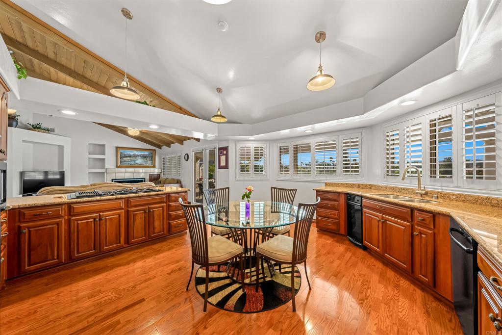 2886 Windwood Way Spring Valley, CA 91978 - Photo 8 of 35