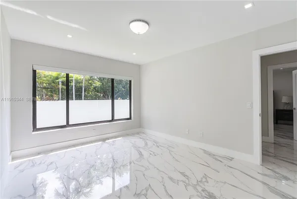 $16,000 | 1600 Micanopy Avenue, Miami, FL 33133