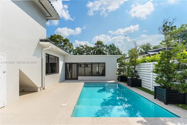$16,000 | 1600 Micanopy Avenue, Miami, FL 33133