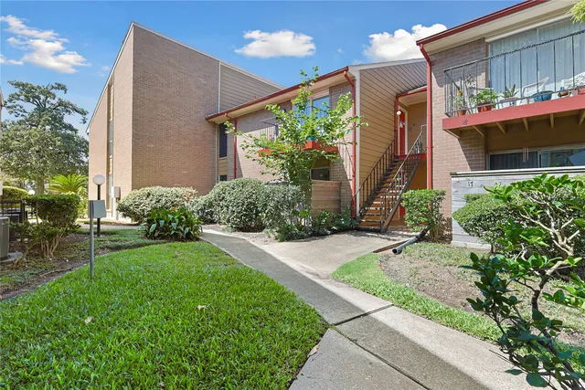 $69,500 | 12955 Woodforest Boulevard, Unit 19, Houston, TX 77015