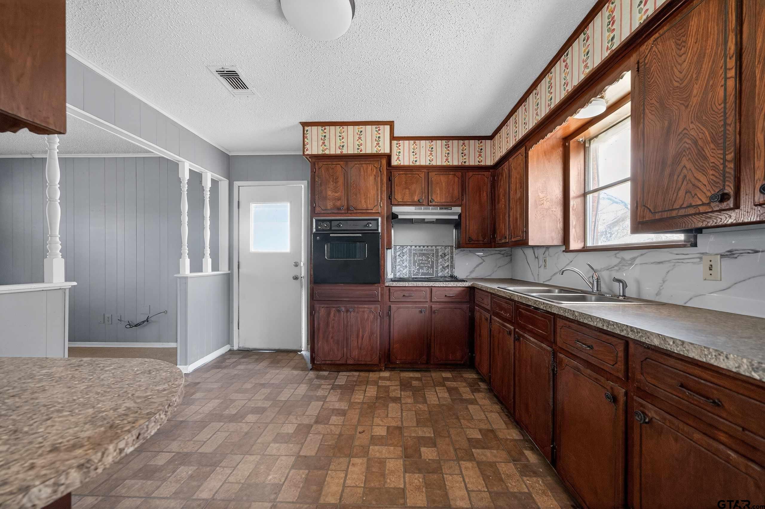 620 Ravine Street Emory, TX 75440 - Photo 16 of 39