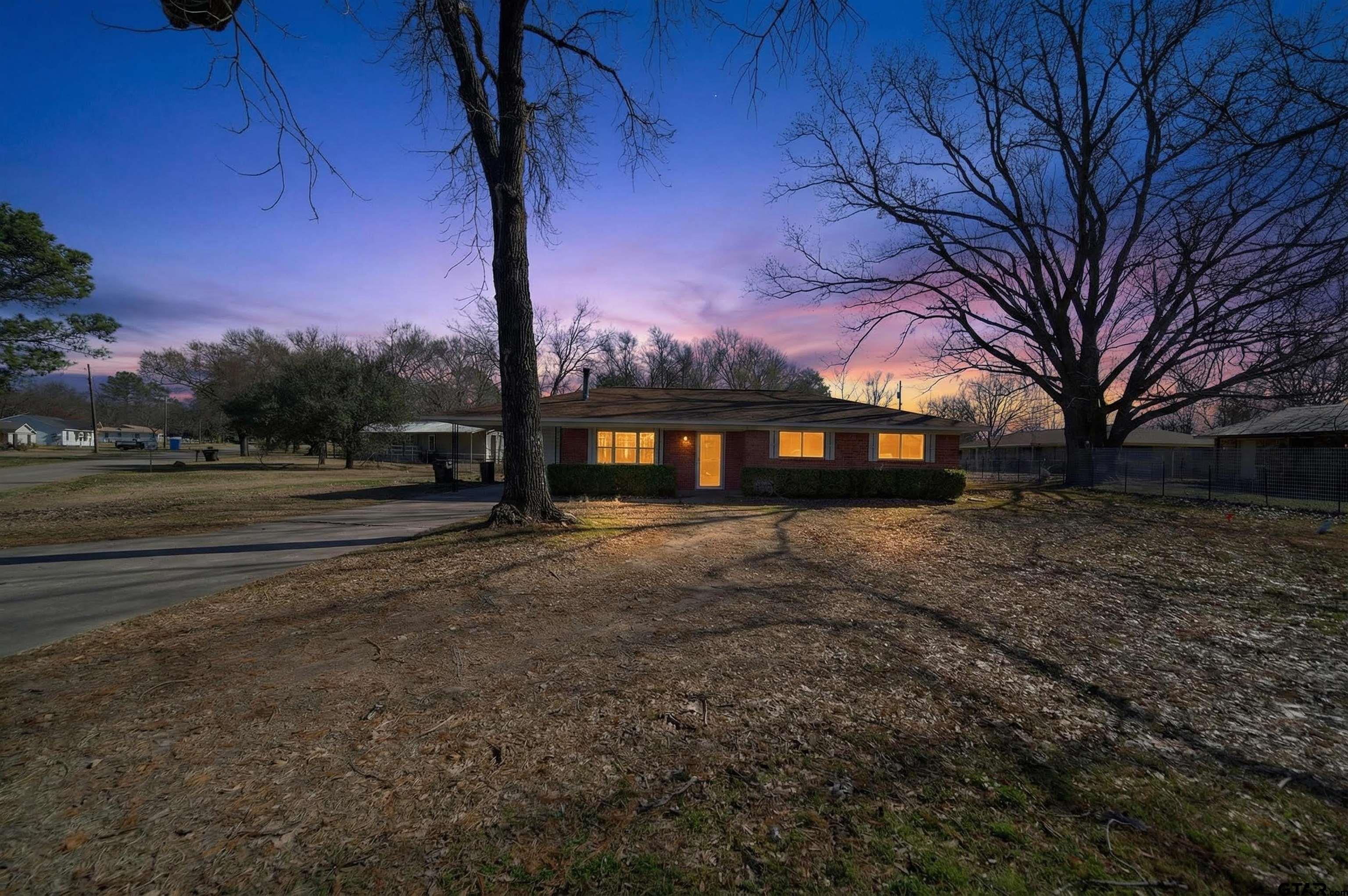 620 Ravine Street Emory, TX 75440 - Photo 34 of 39