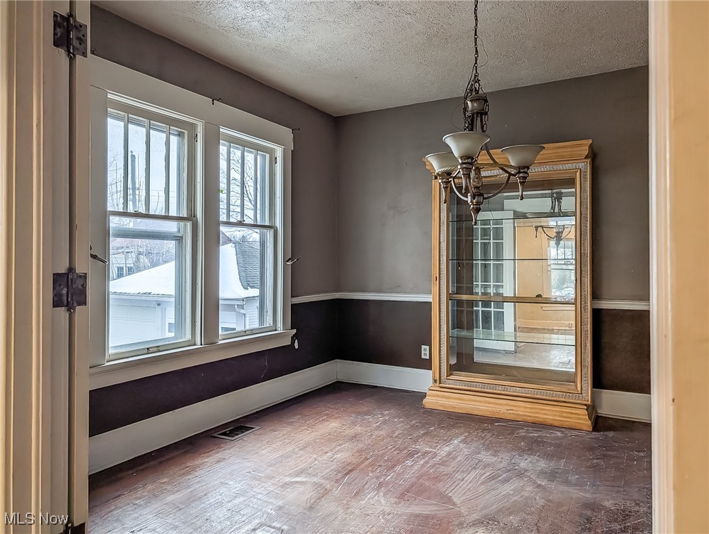 911 Ridge Road Northwest Canton, OH 44703 - Photo 11 of 33 Gallery Image 11