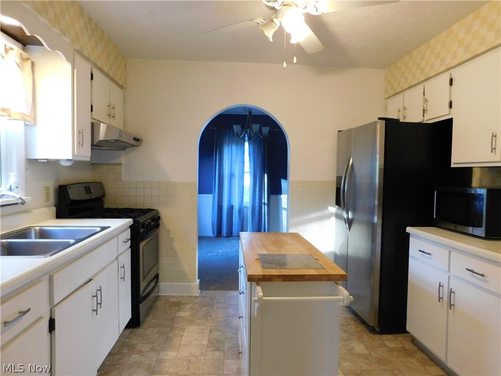 998 Jacoby Road Akron, OH 44321 - Photo 7 of 28