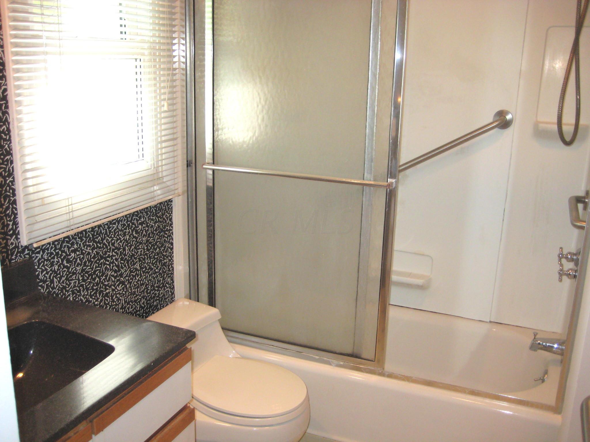 2393 Bristol Road Columbus, OH 43221 - Photo 23 of 28