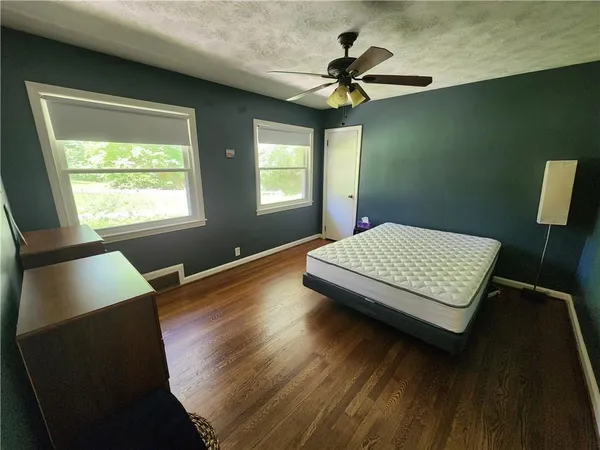 $2,925 | 2324 Clairmont Road, Atlanta, GA 30329