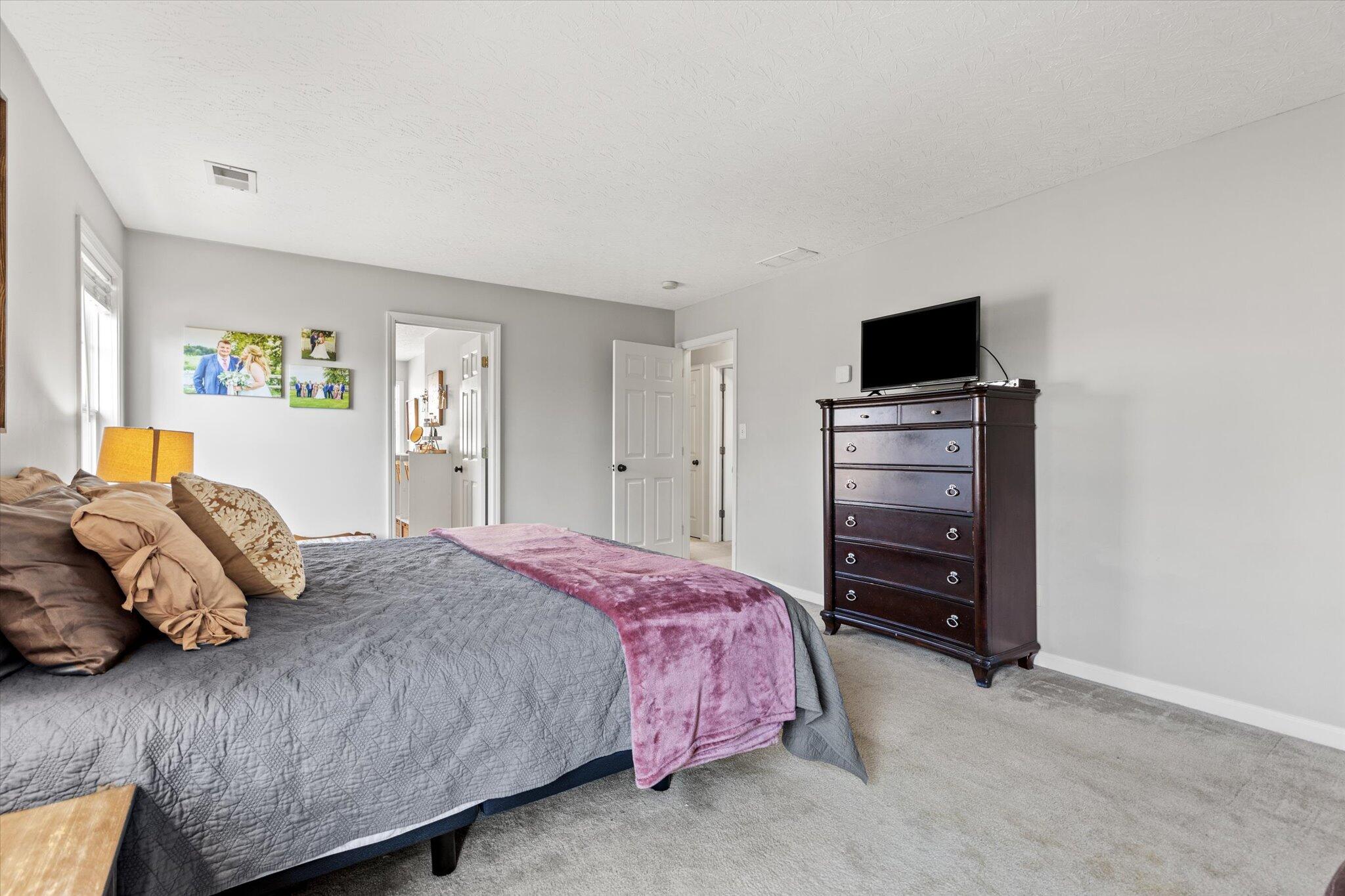 2137 Shaker Run Road Lexington, KY 40509 - Photo 22 of 35 23-6M3A0244