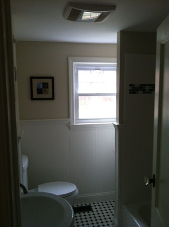 9 Johnson Road Sterling, MA 01564 - Photo 10 of 24 a bathroom with a toilet