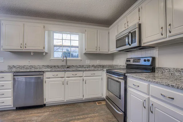 $2,175 | 5950 Sarah Drive, Unit LOT 619, Ooltewah, TN 37363