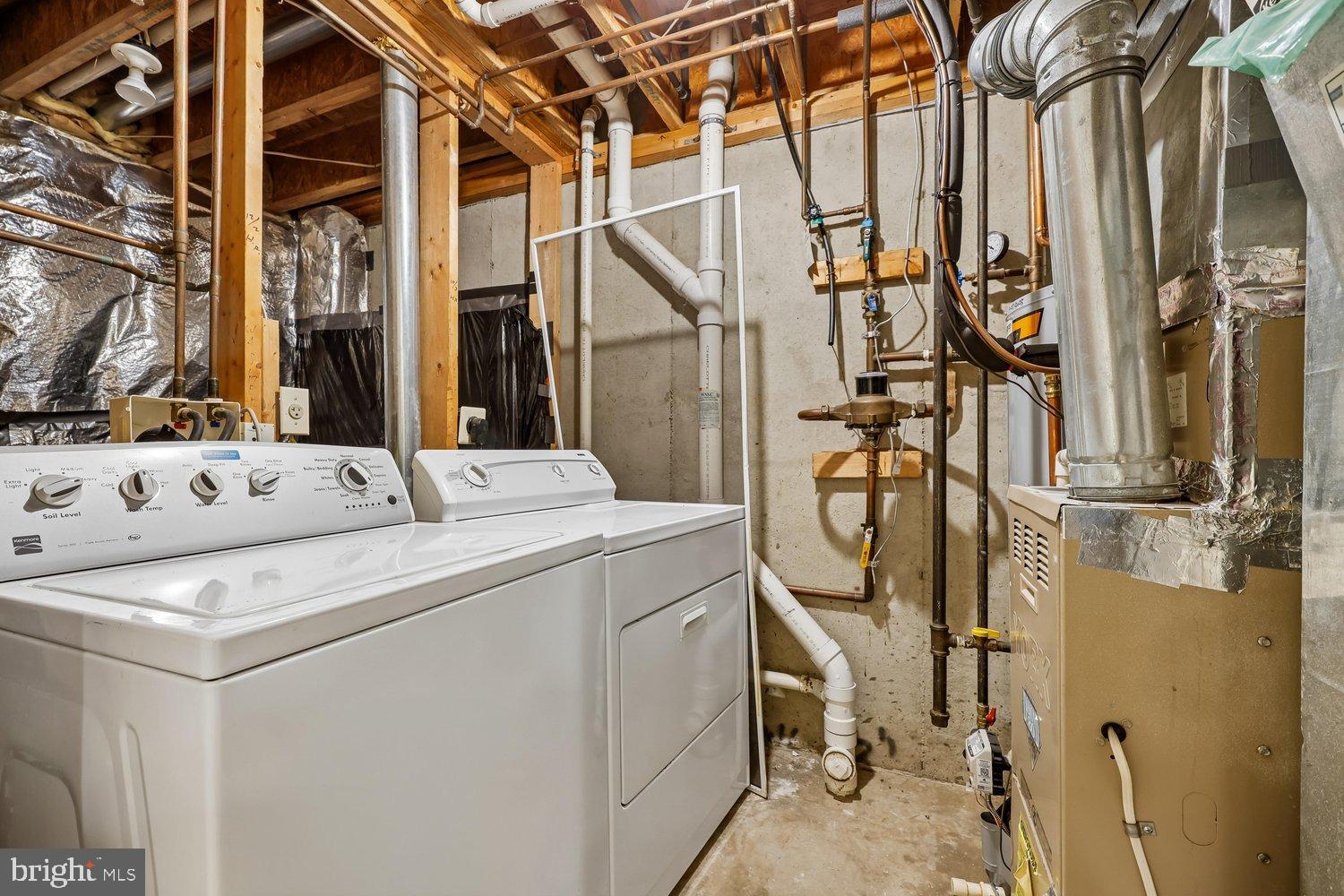 12031 Panthers Ridge Drive Germantown, MD 20876 - Photo 20 of 37 Laundry