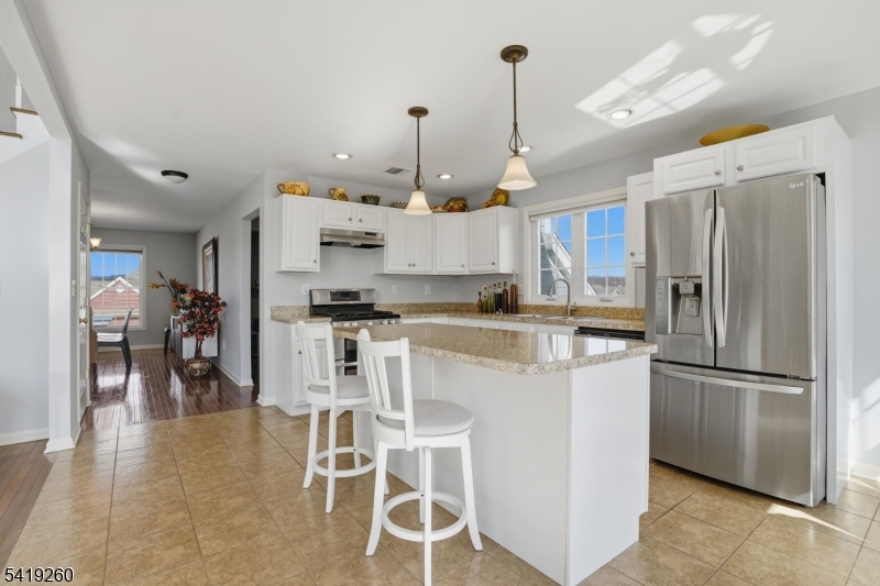 4 Coventry Road Hamburg, NJ 07419 - Photo 12 of 44