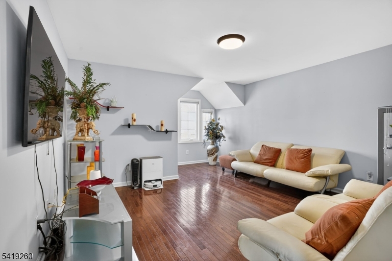 4 Coventry Road Hamburg, NJ 07419 - Photo 18 of 44