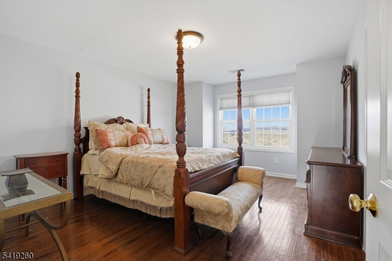 4 Coventry Road Hamburg, NJ 07419 - Photo 23 of 44