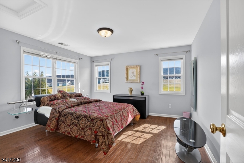 4 Coventry Road Hamburg, NJ 07419 - Photo 25 of 44