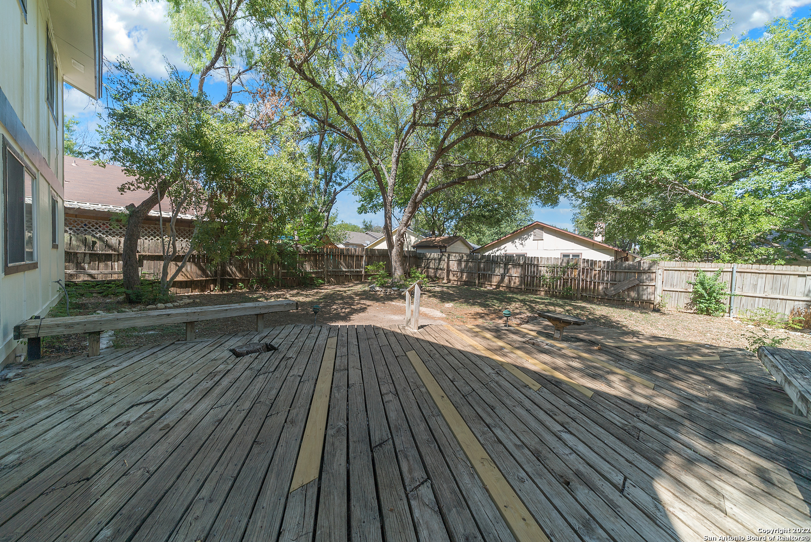 6122 Ridge Oak San Antonio, TX 78250 - Photo 31 of 31 a view of backyard with wooden floor