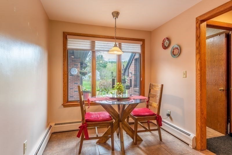 560 Middle Street Amherst, MA 01002 - Photo 15 of 40