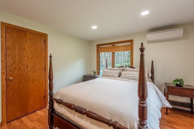 560 Middle Street Amherst, MA 01002 - Photo 28 of 40