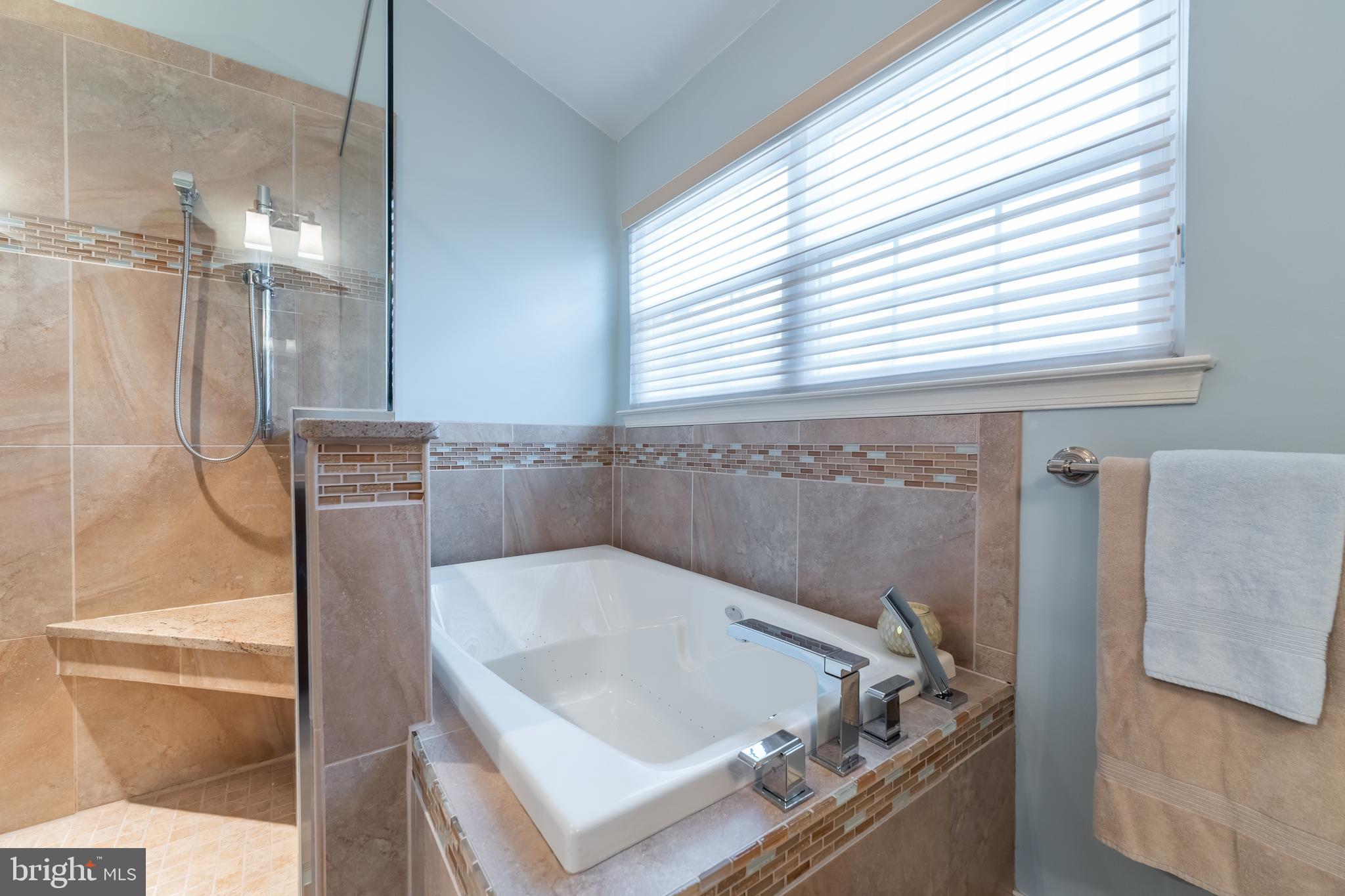 3214 Riding Court Chalfont, PA 18914 - Photo 34 of 51 Owner's Suite Bath