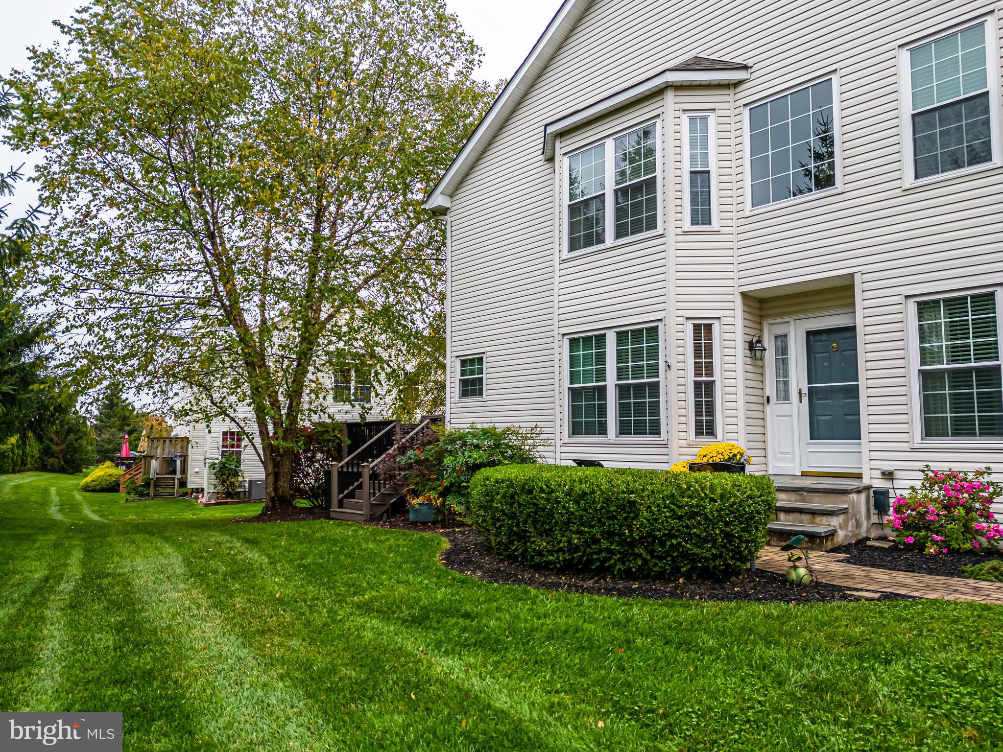 3214 Riding Court Chalfont, PA 18914 - Photo 4 of 51 Gallery Image 4