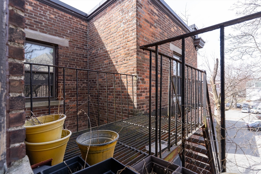 17 Radcliffe Road, Unit 10 Boston, MA 02134 - Photo 32 of 32