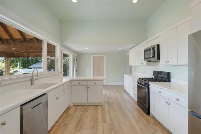 $450,000 | 40 Sheryl Lane, Denison, TX 75021