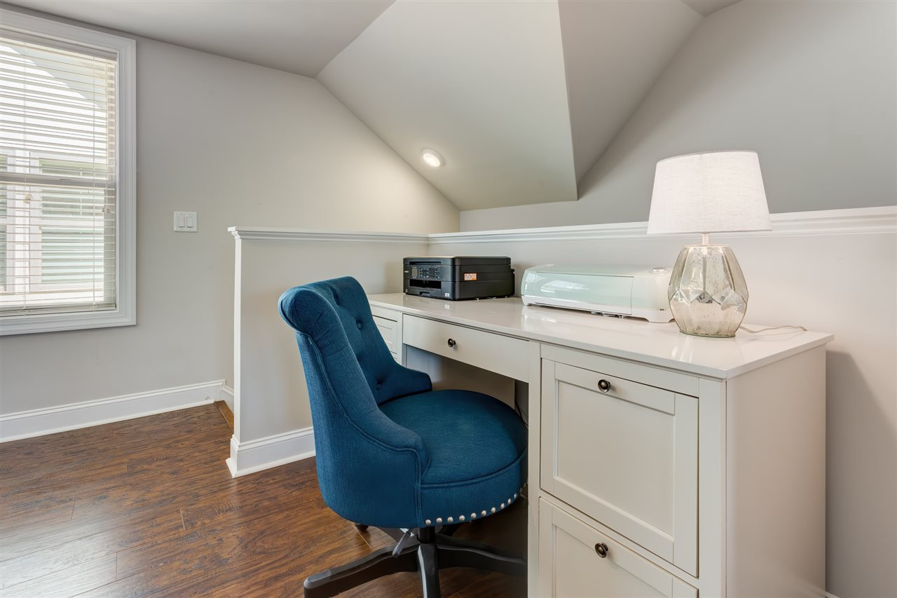 101 Pineland Circle Raleigh, NC 27606 - Photo 17 of 21 Photo 17
