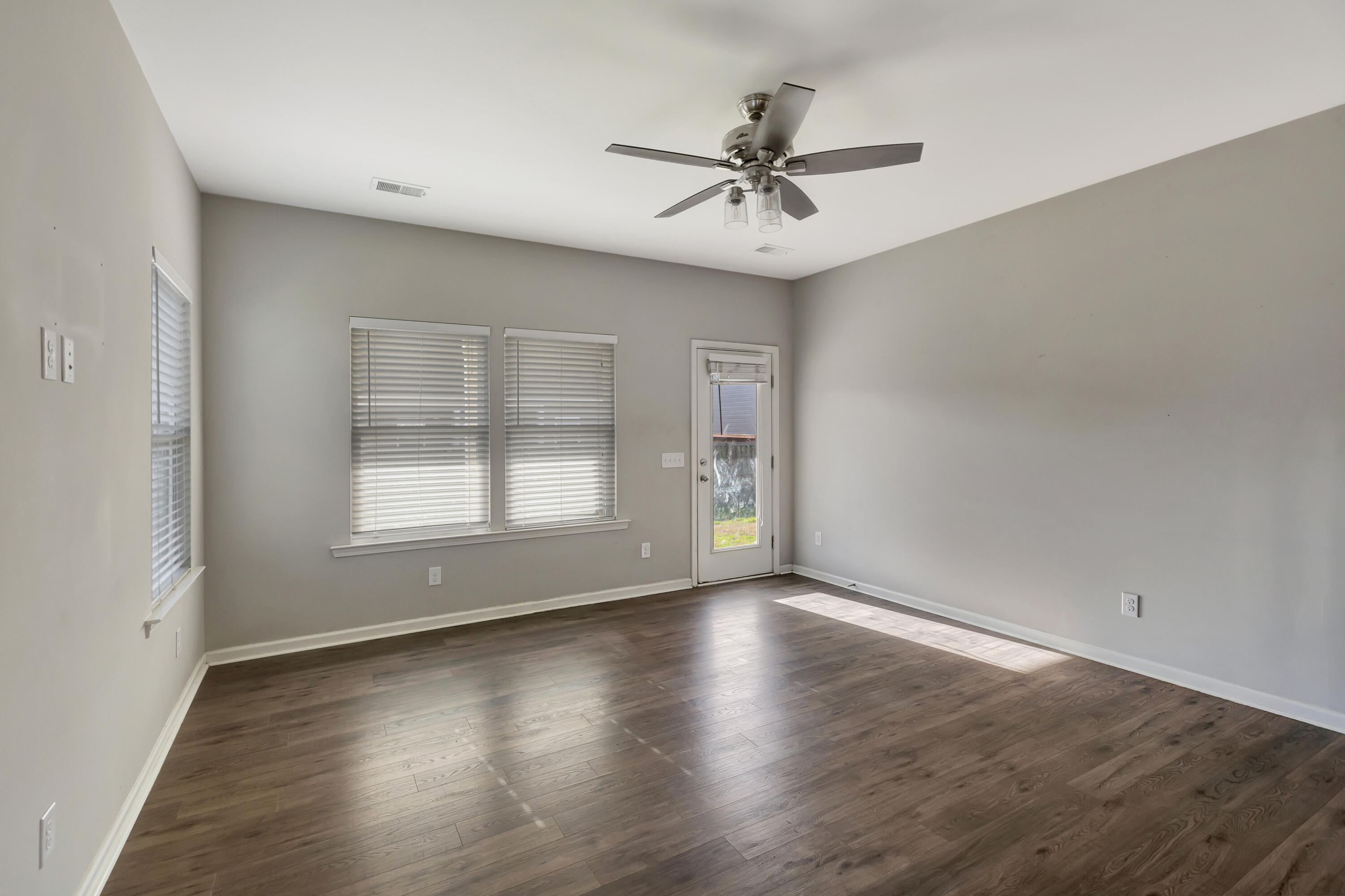 125 Rockingham Way Moncks Corner, SC 29461 - Photo 14 of 28 296A8343