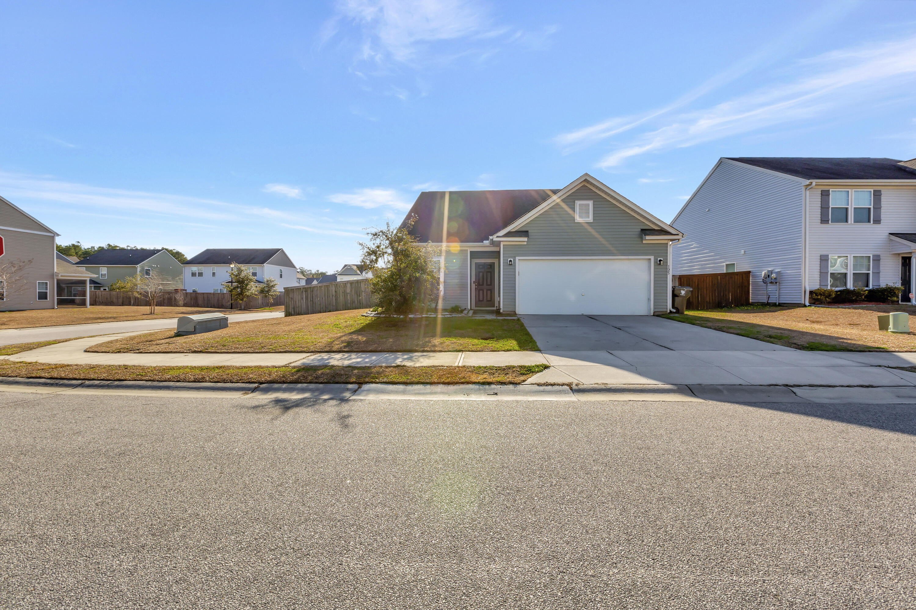 125 Rockingham Way Moncks Corner, SC 29461 - Photo 3 of 28 296A8417