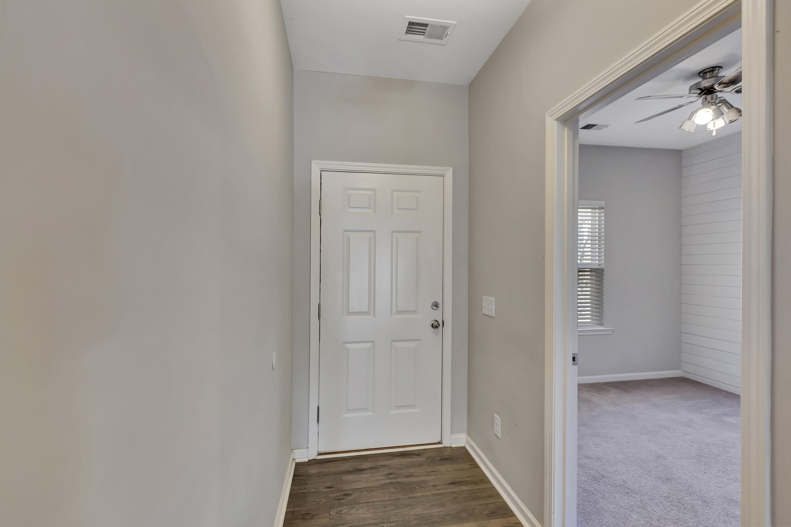 125 Rockingham Way Moncks Corner, SC 29461 - Photo 4 of 28 296A8313