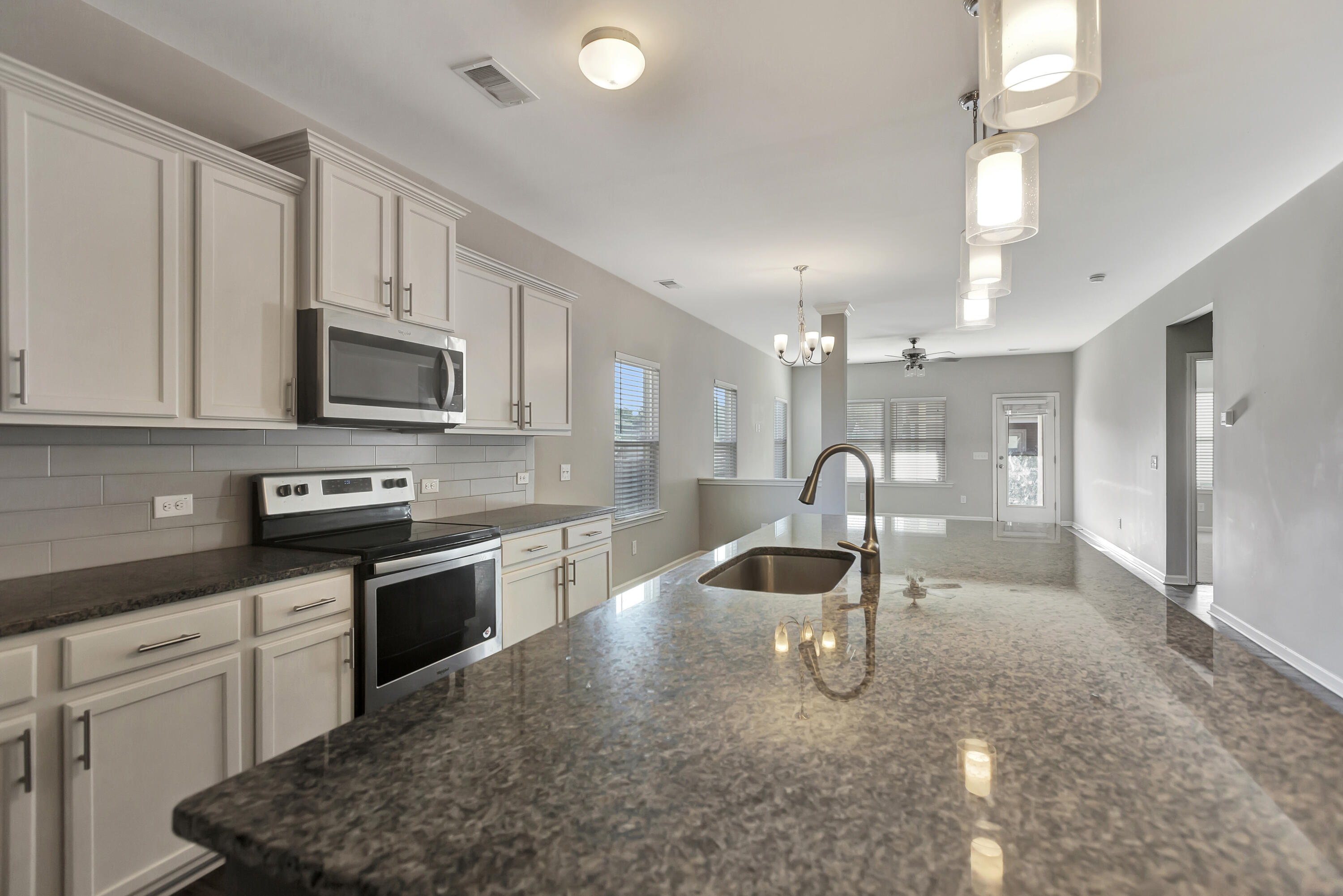 125 Rockingham Way Moncks Corner, SC 29461 - Photo 8 of 28 296A8325