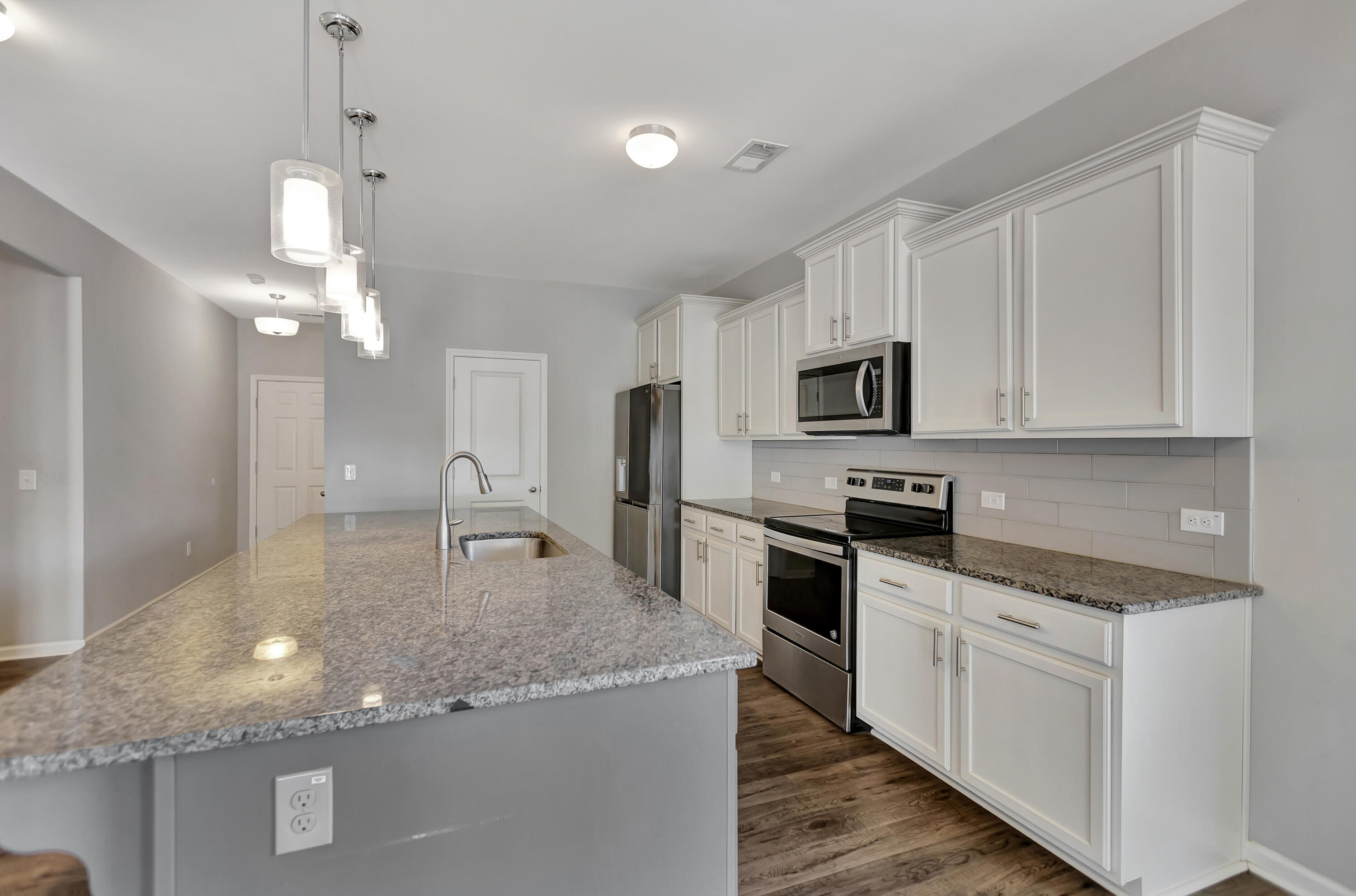 125 Rockingham Way Moncks Corner, SC 29461 - Photo 9 of 28 296A8328