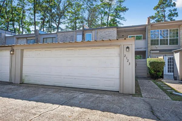 $247,900 | 2123 Lake Village Drive, Houston, TX 77339