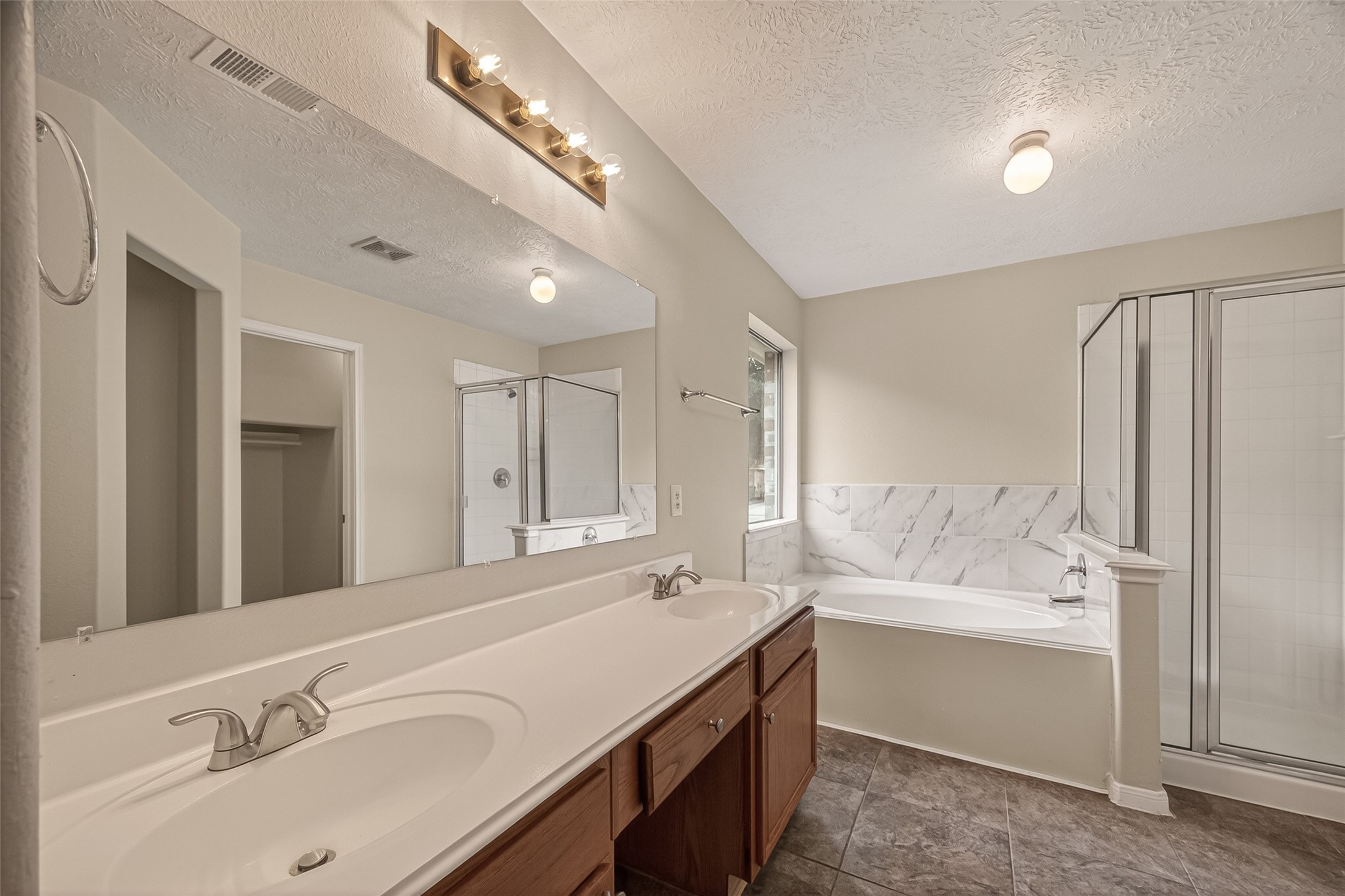 1902 Flycaster Drive Spring, TX 77388 - Photo 29 of 33