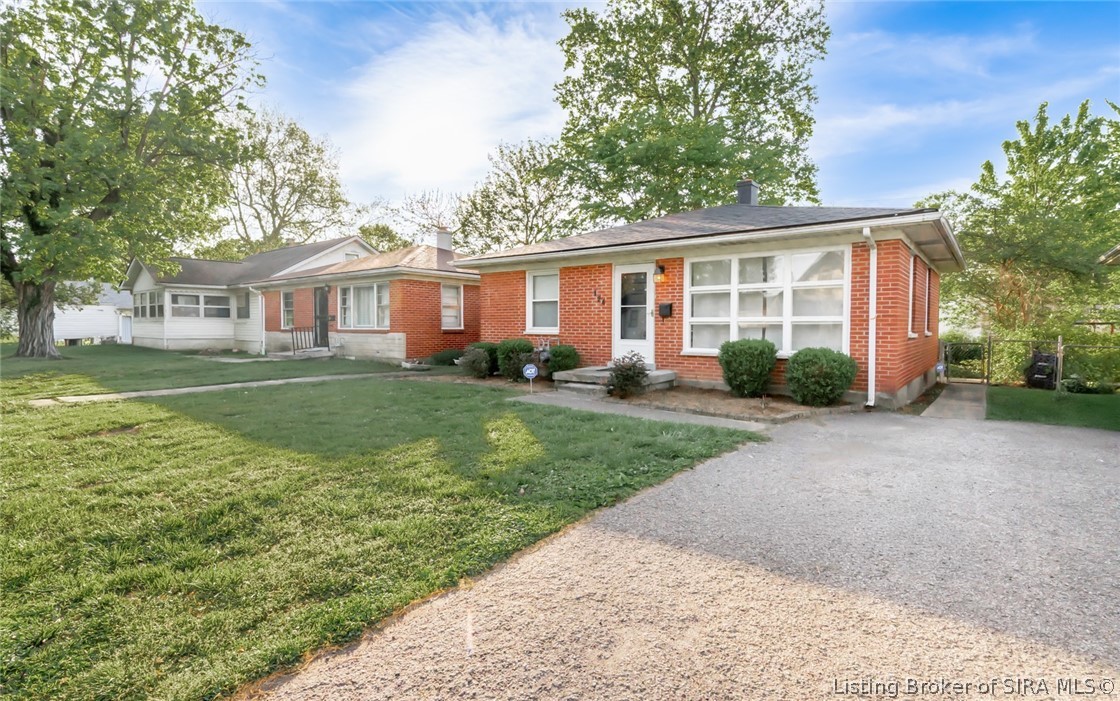 124 Conner Street New Albany, IN 47150 - Photo 2 of 61