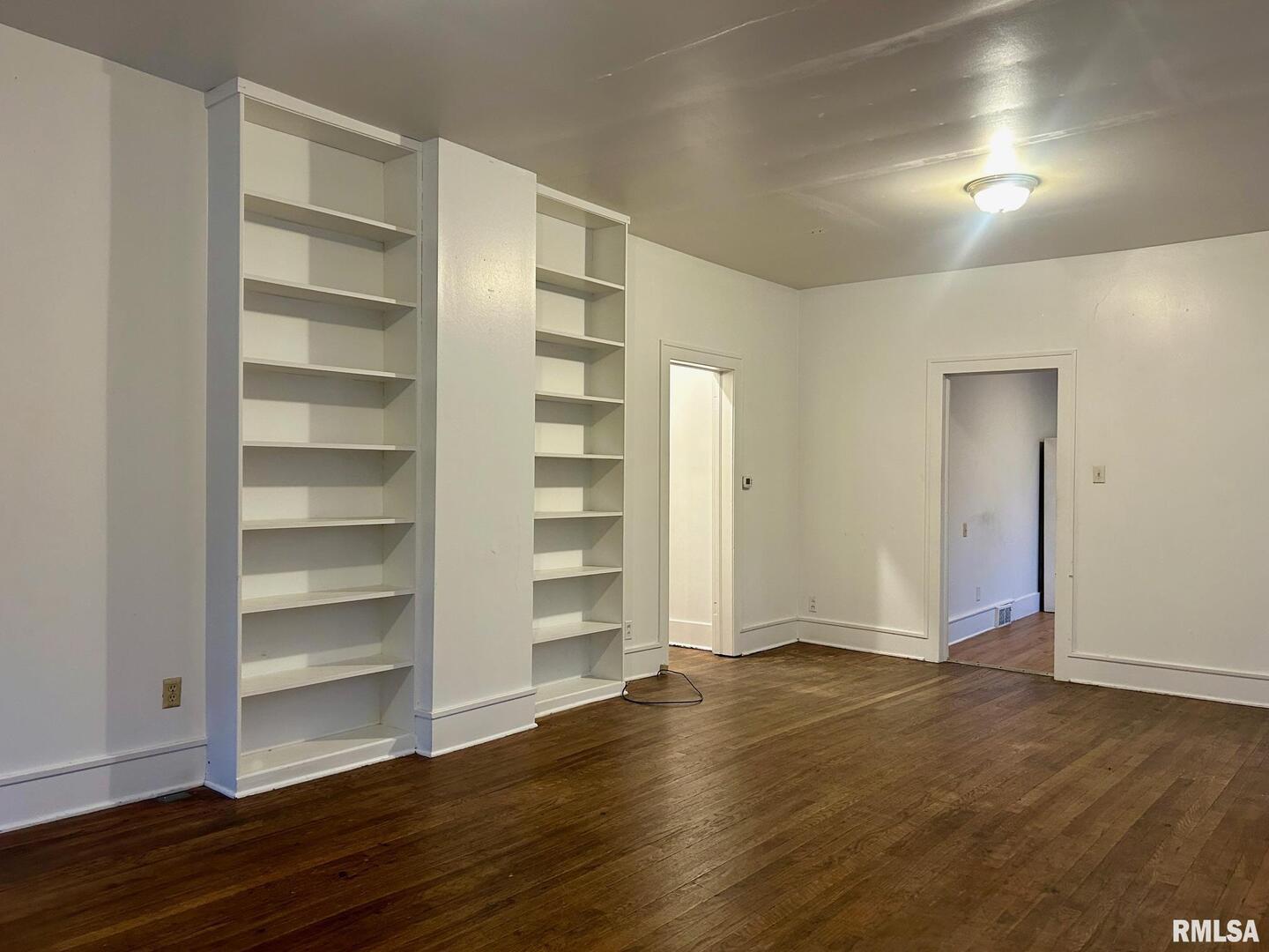 1004 West Mill Street Carbondale, IL 62901 - Photo 6 of 29