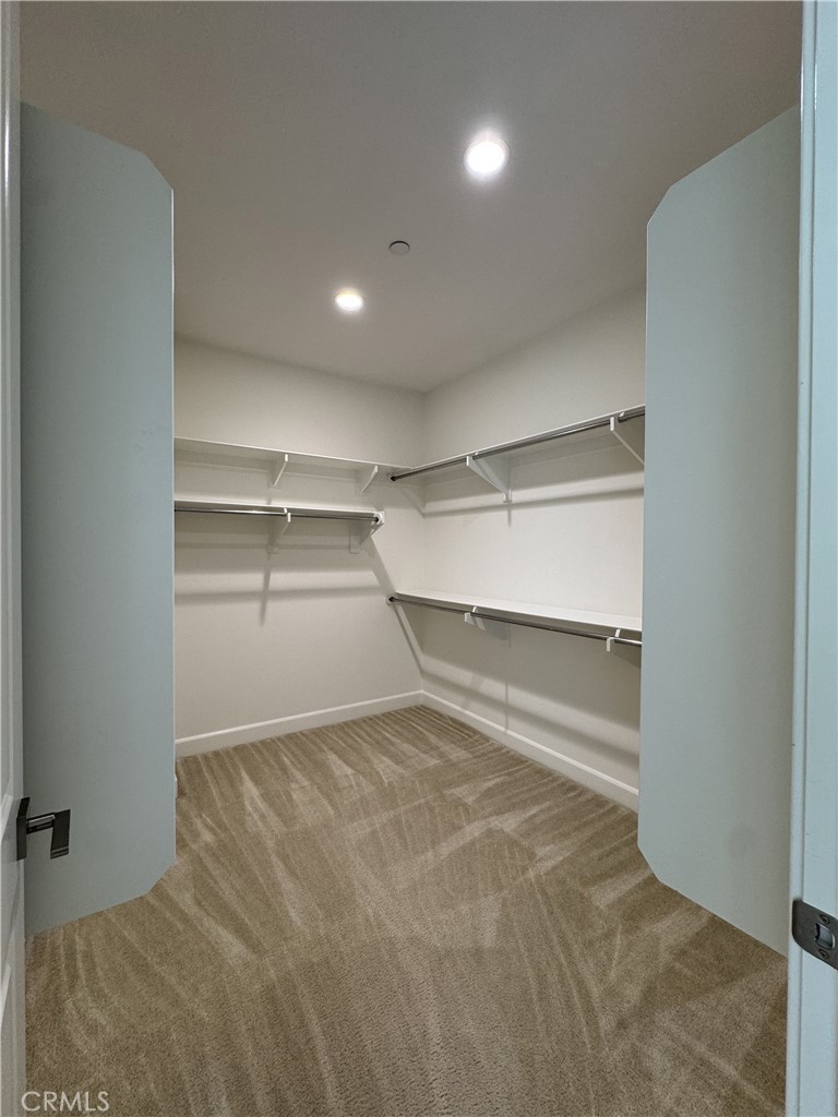 66 Diamond Flats Irvine, CA 92602 - Photo 21 of 35 a room with walk in closet