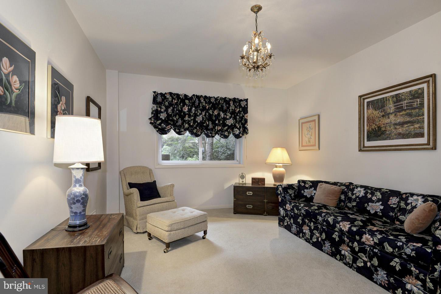 4111 North Ridgeview Road Arlington, VA 22207 - Photo 14 of 21 Bedroom