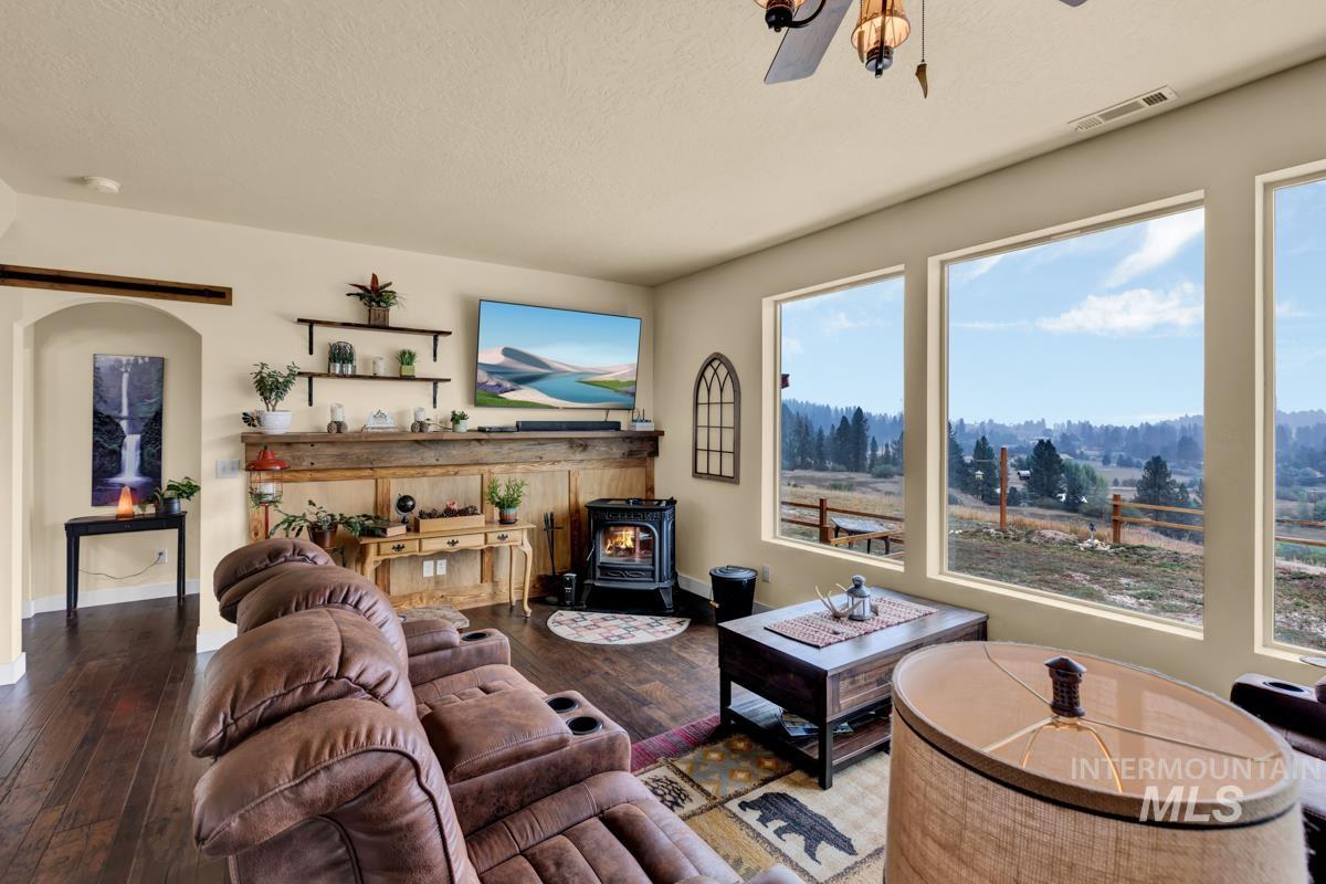 12 Open Rd Garden Valley Garden Valley, ID 83622 - Photo 9 of 50